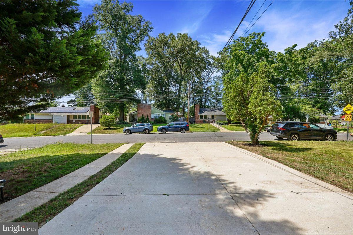 8407 Tahona Drive photo 29