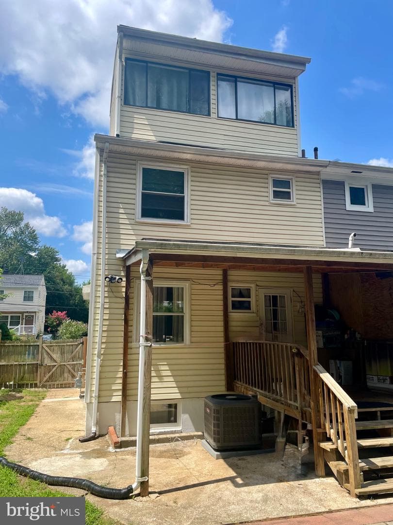 3525 Edwin Street photo 27