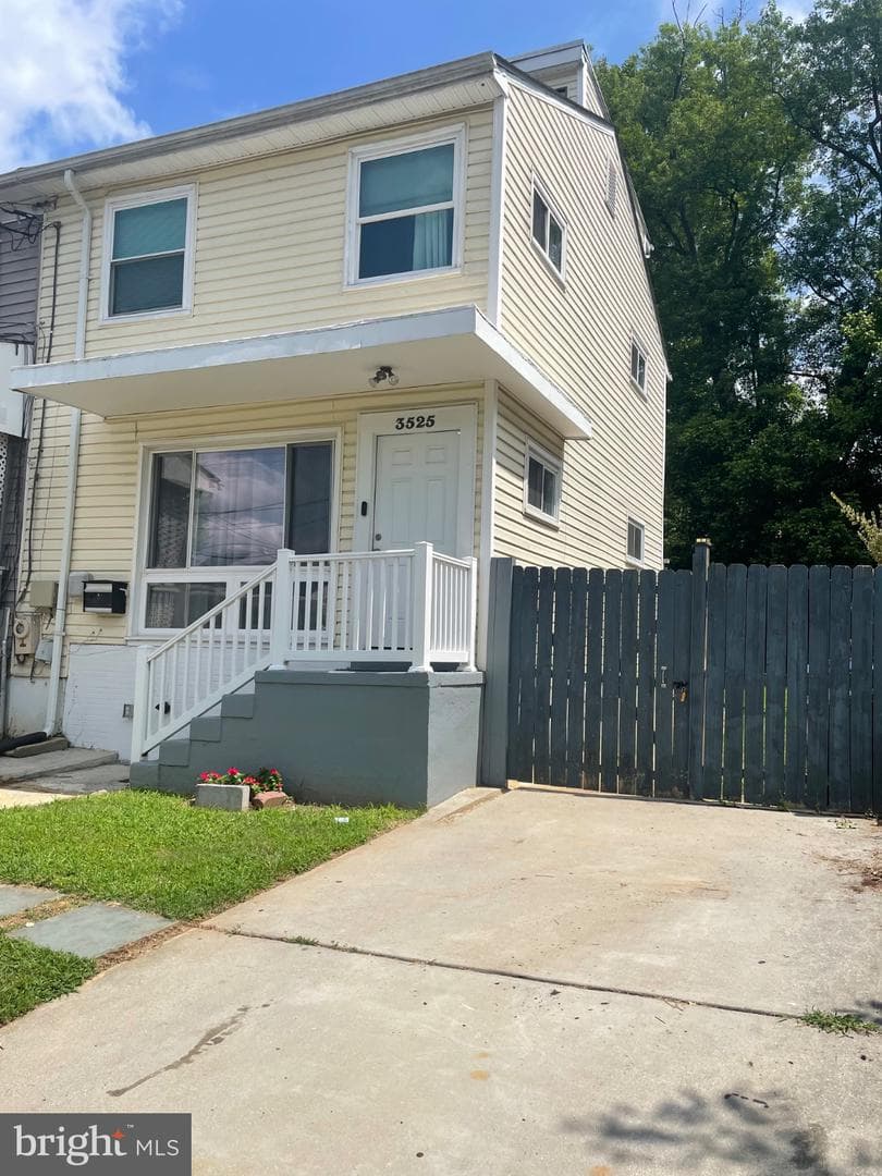 3525 Edwin Street photo 32