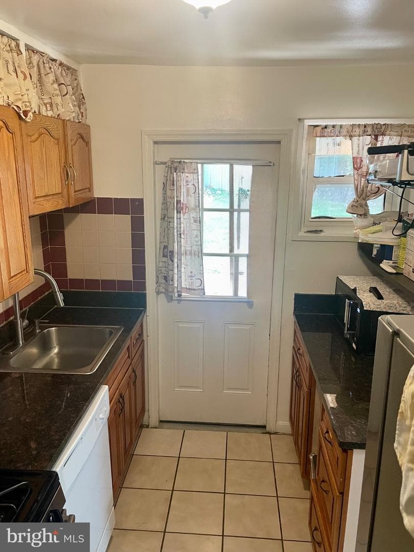 3525 Edwin Street photo 6