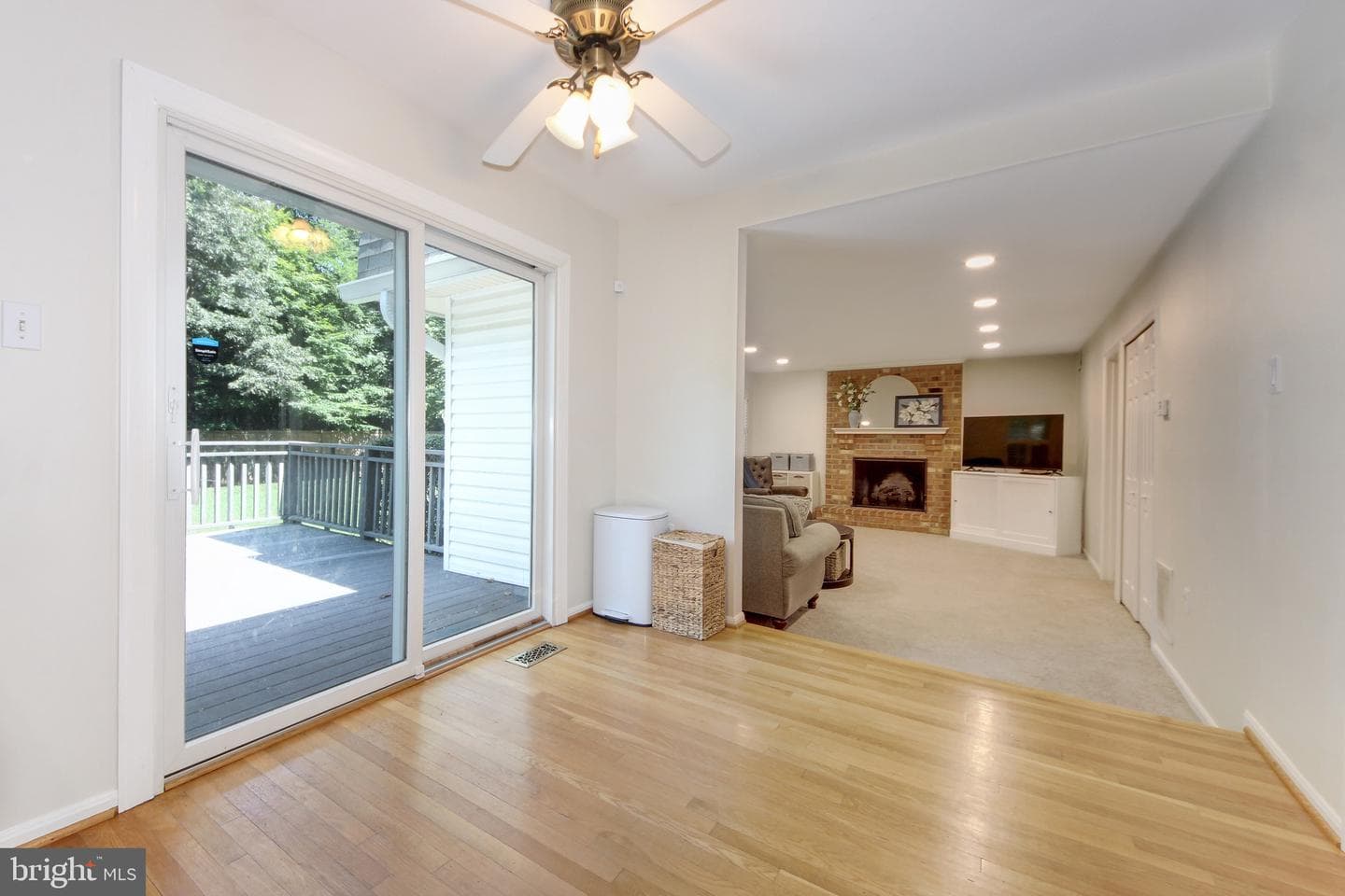 1038 Carnation Drive photo 10
