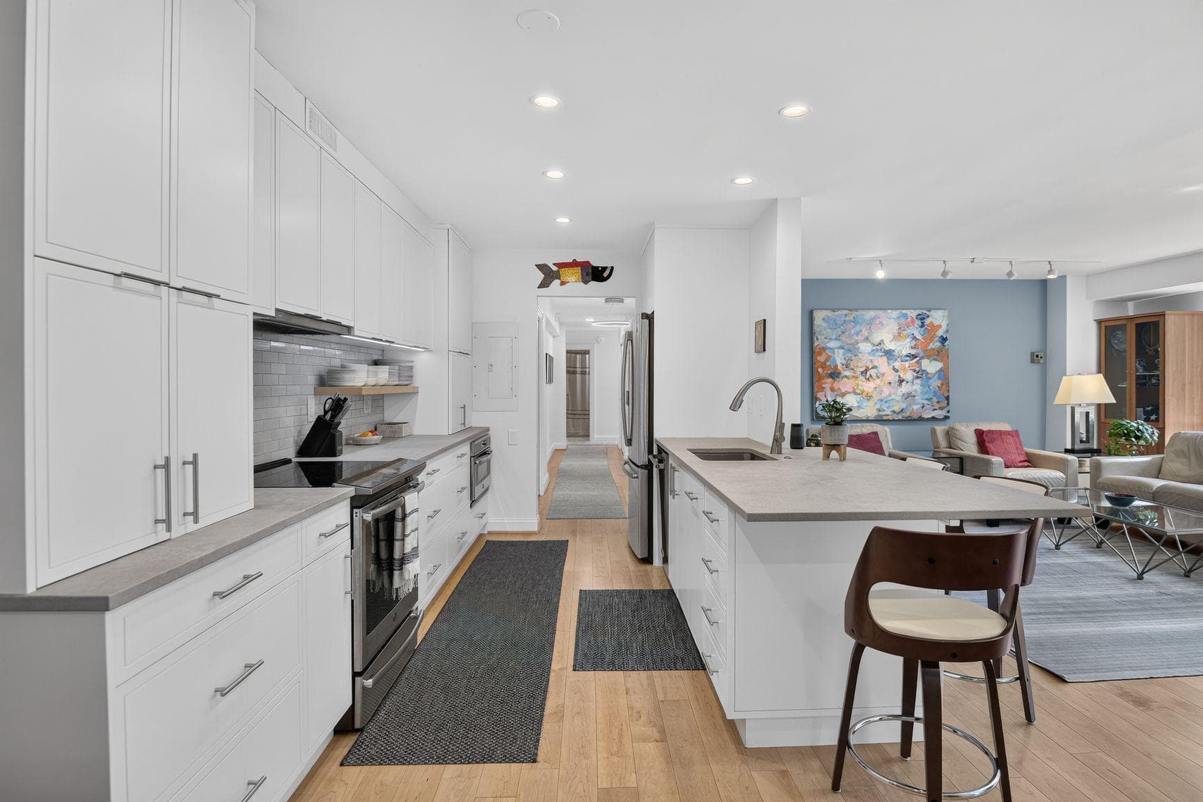 5100 Dorset Avenue #304 photo 10