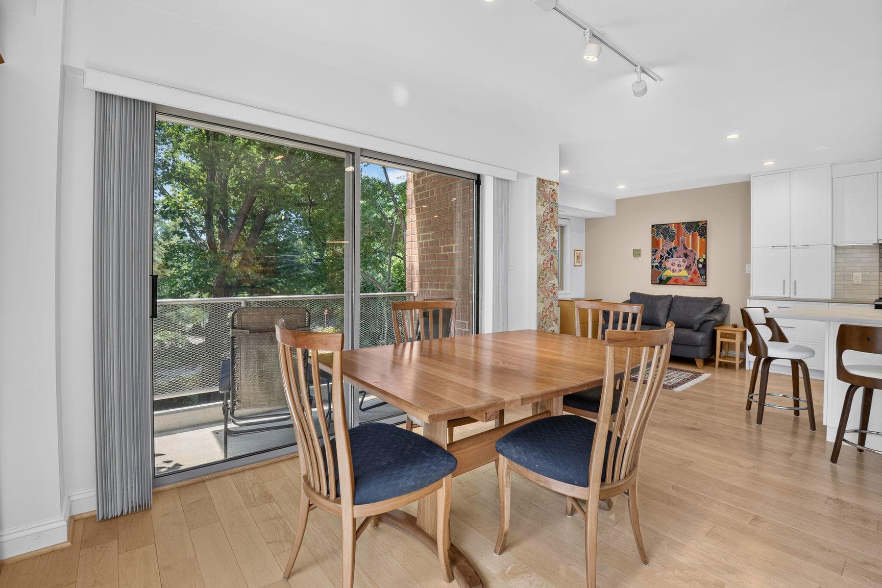 5100 Dorset Avenue #304 photo 18
