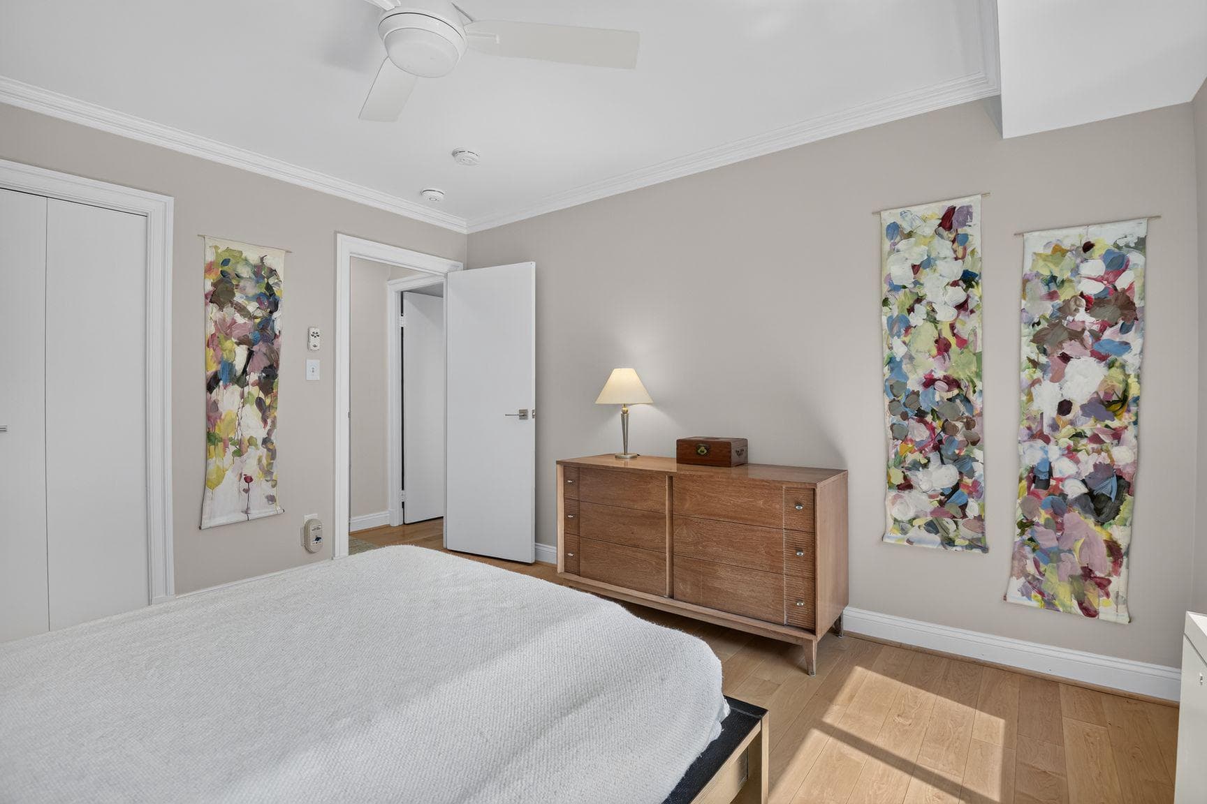 5100 Dorset Avenue #304 photo 24