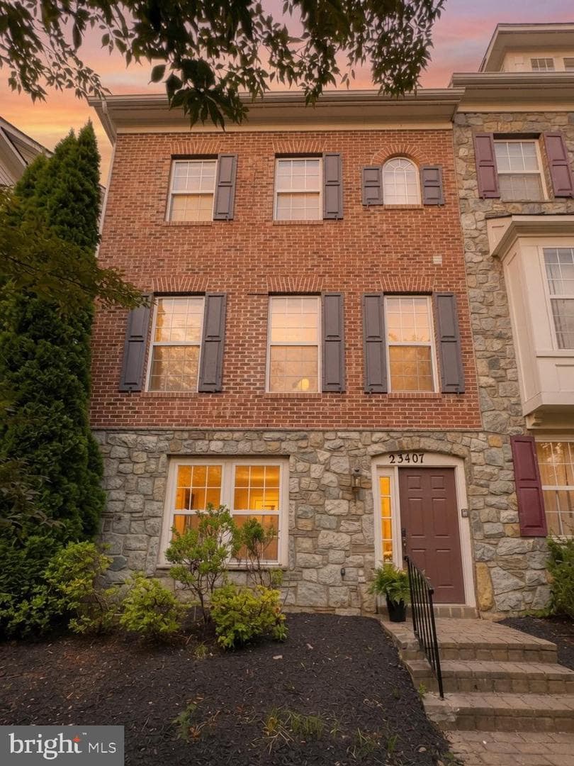 23407 Rainbow Arch Drive, Clarksburg