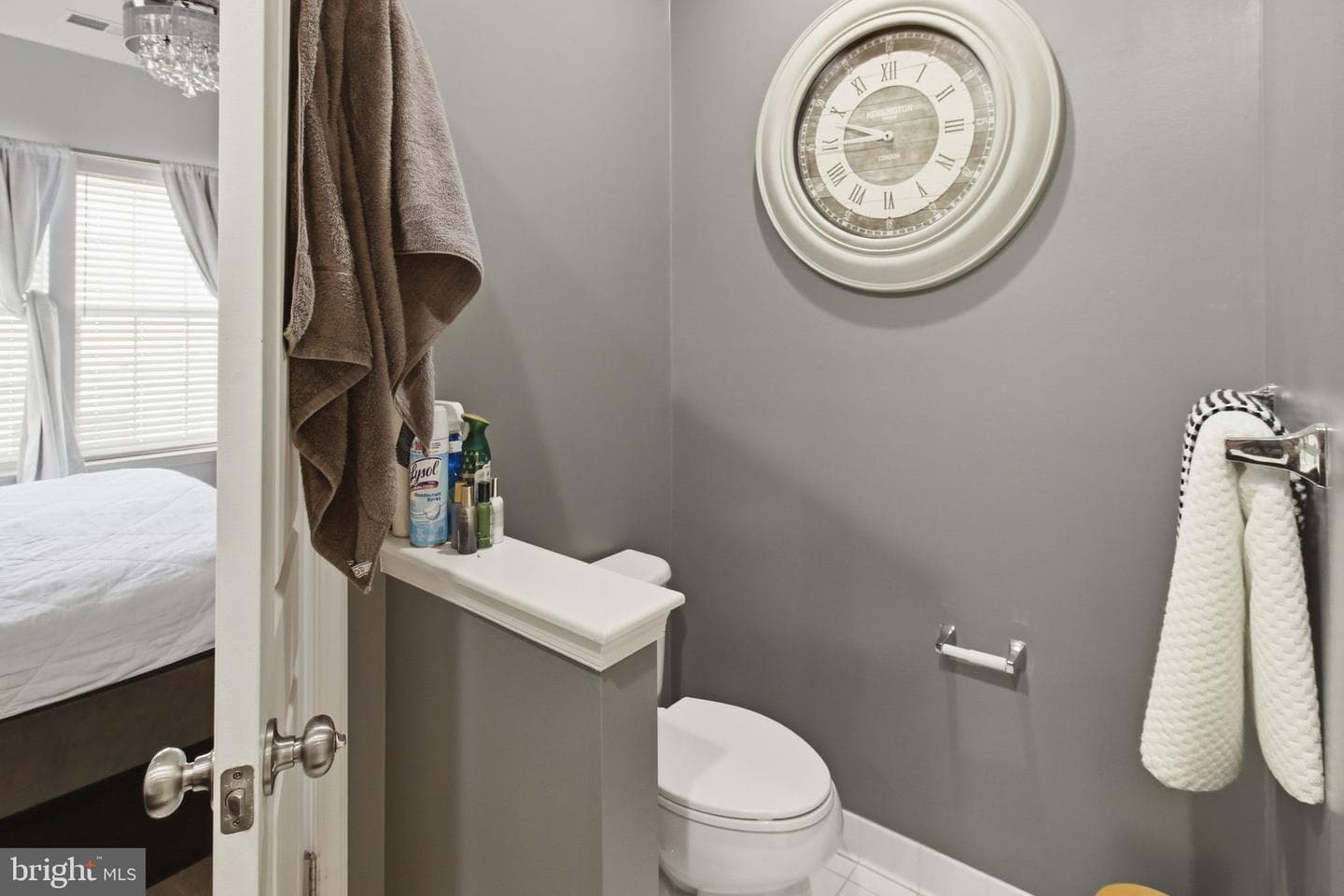 120 Prado #2301 photo 18
