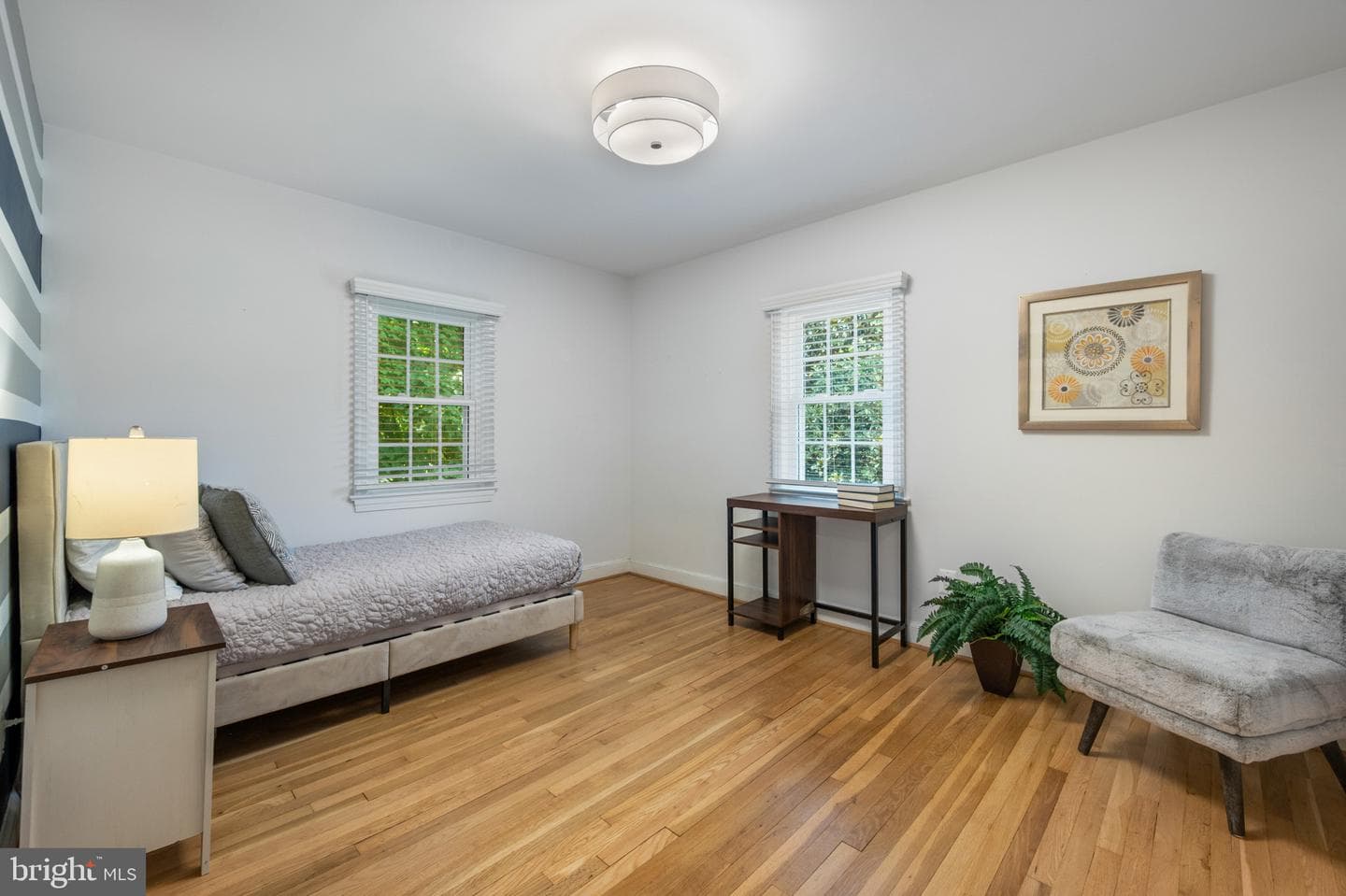 5613 Bradley Boulevard photo 25