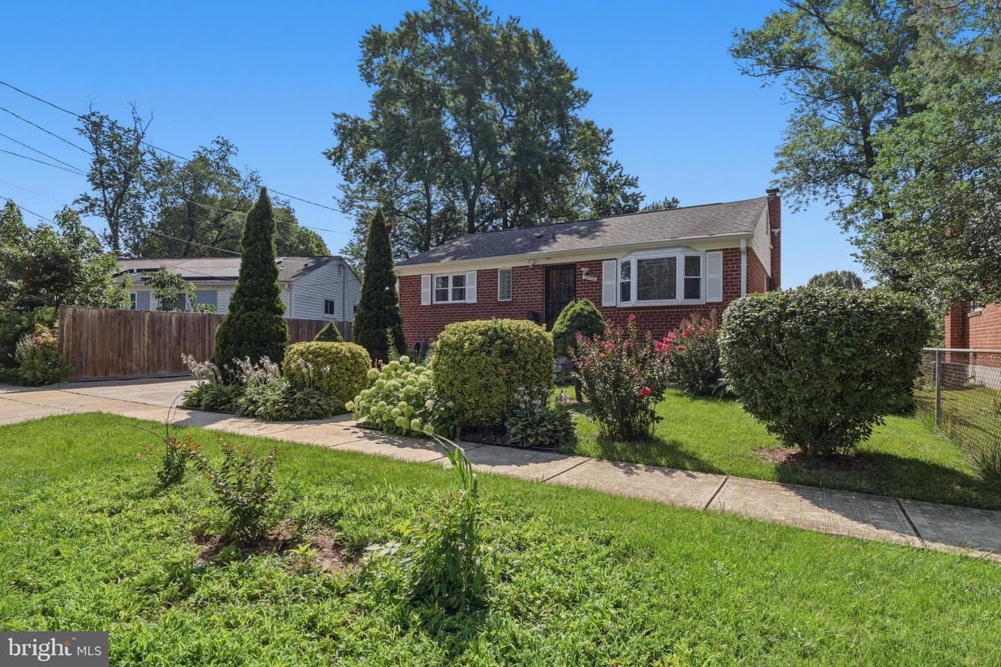 13105 Hallet Court, Rockville
