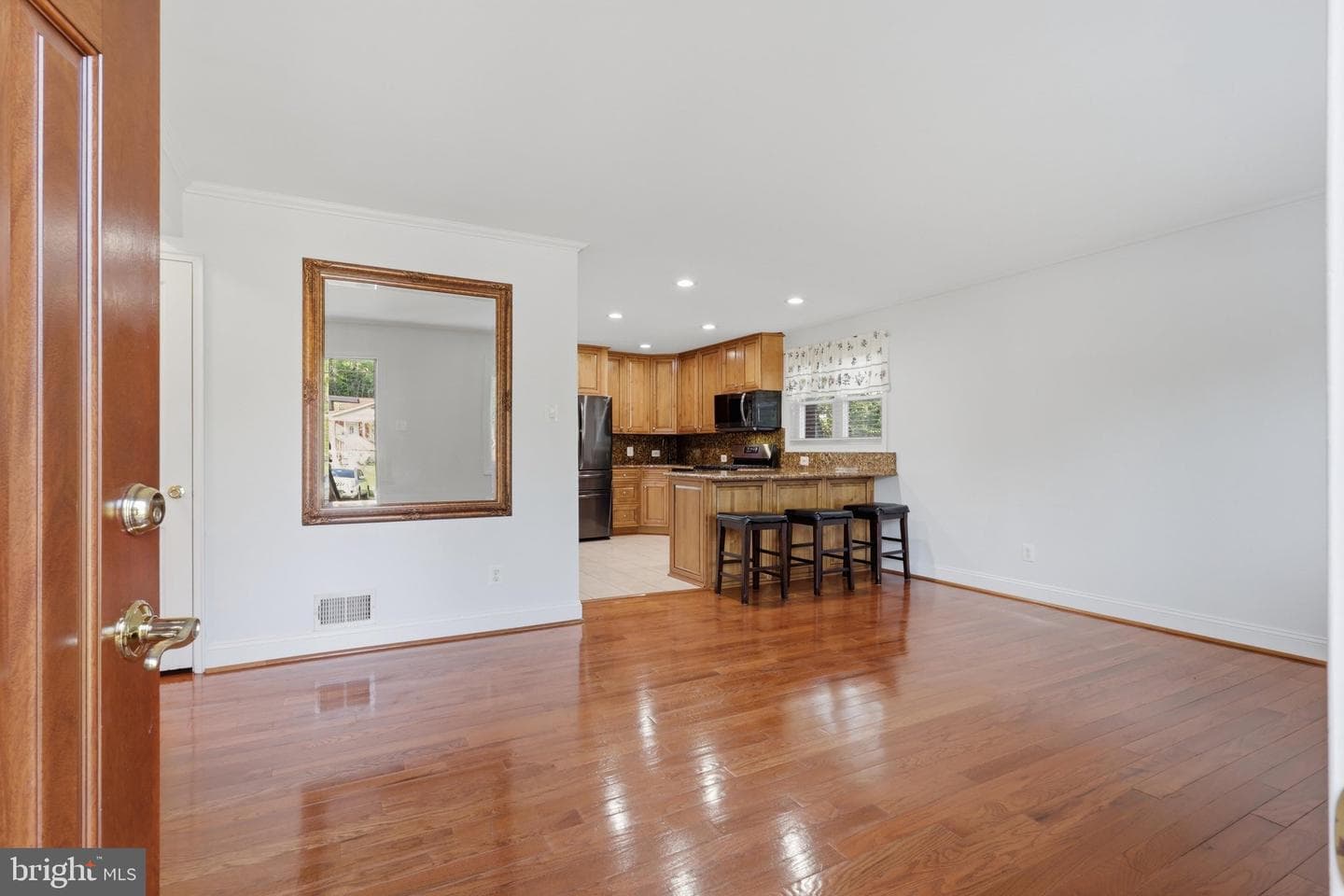 13105 Hallet Court photo 5