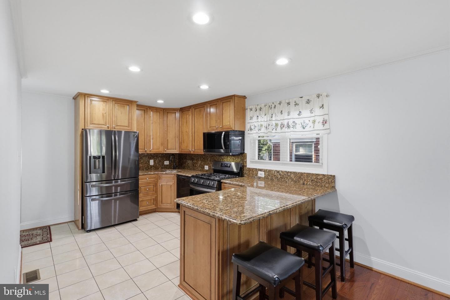 13105 Hallet Court photo 9