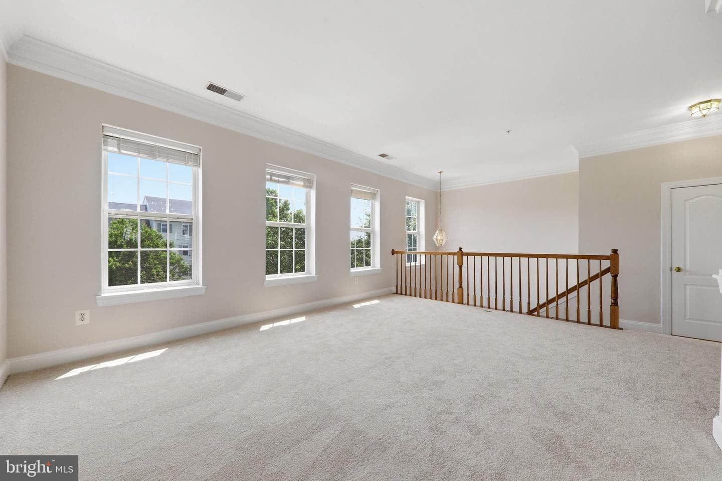 152 Mill Green Avenue #200 photo 11
