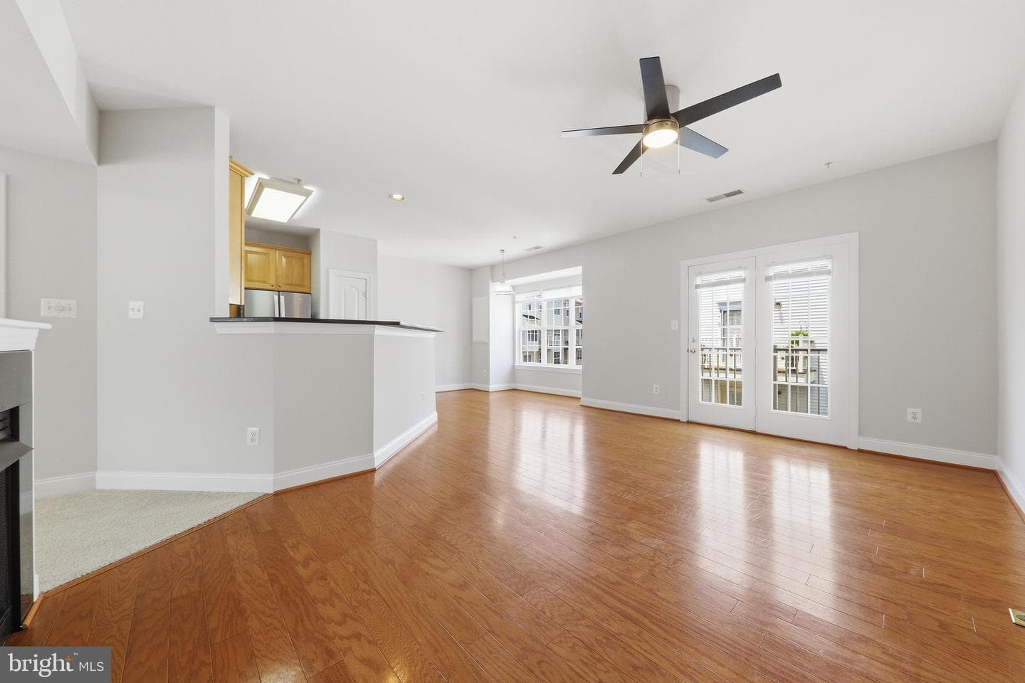 152 Mill Green Avenue #200 photo 17