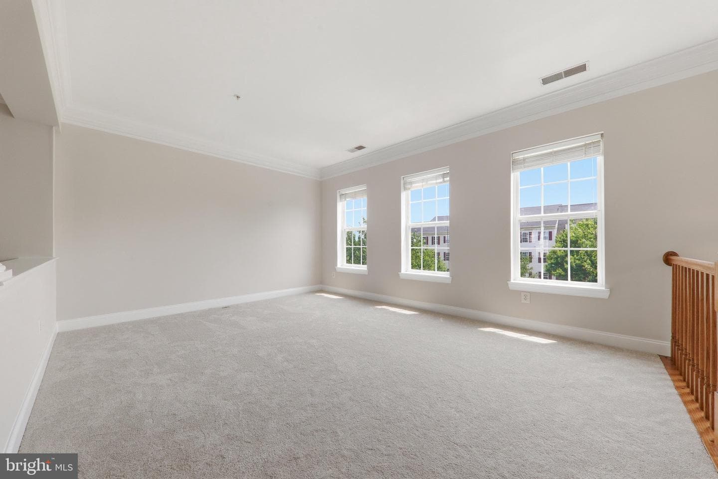 152 Mill Green Avenue #200 photo 3
