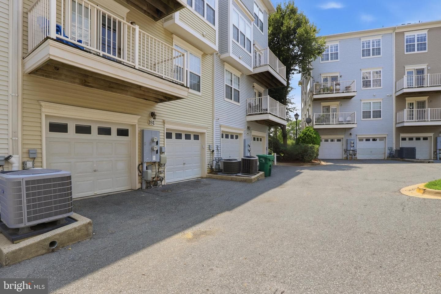 152 Mill Green Avenue #200 photo 54