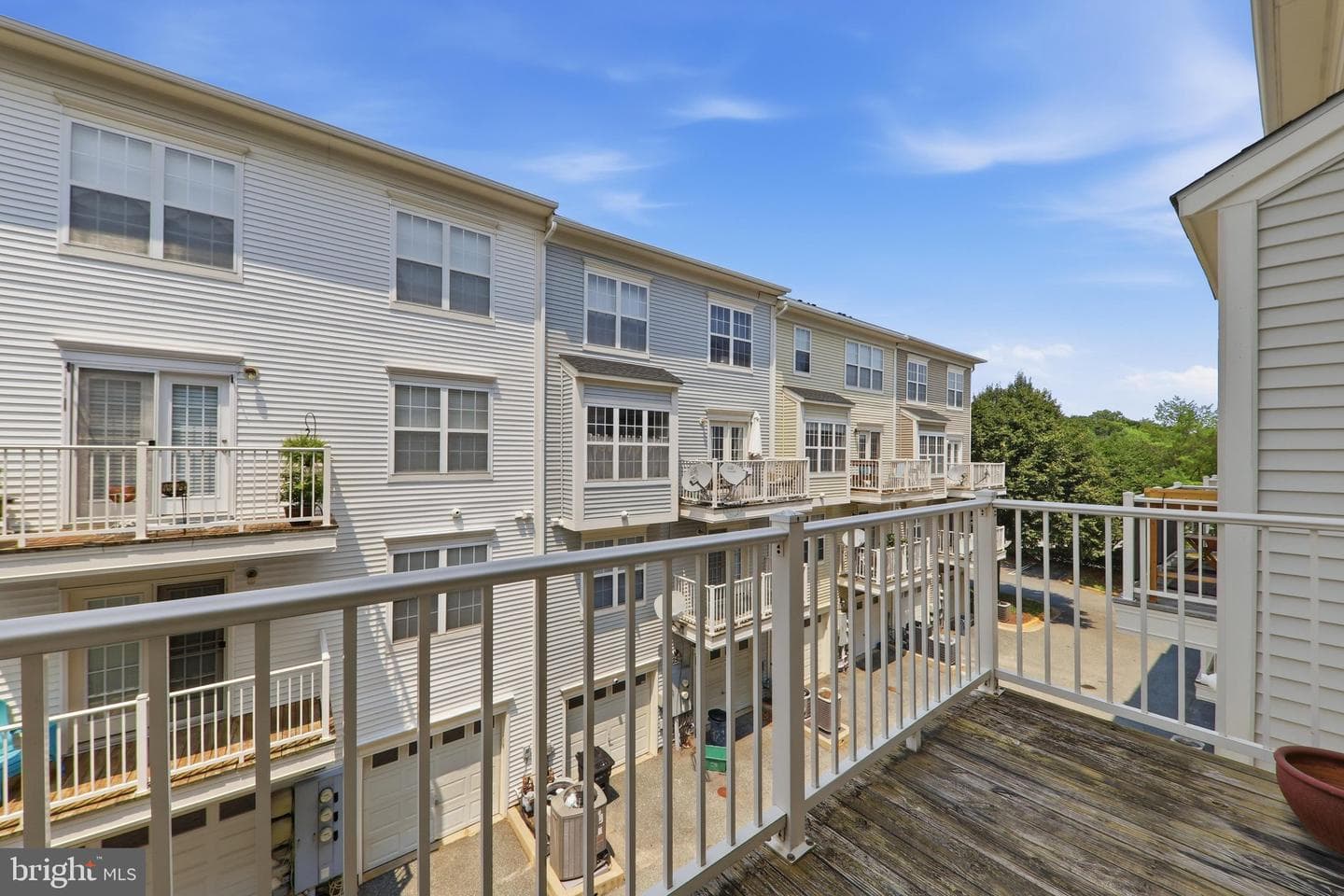 152 Mill Green Avenue #200 photo 55
