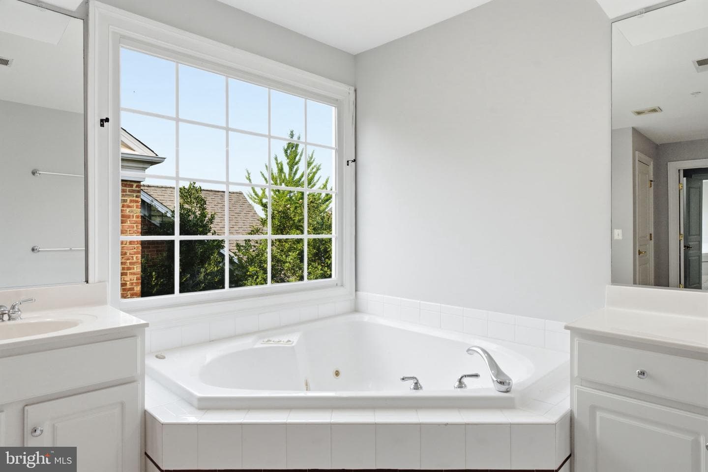 101 Jersey Lane photo 31