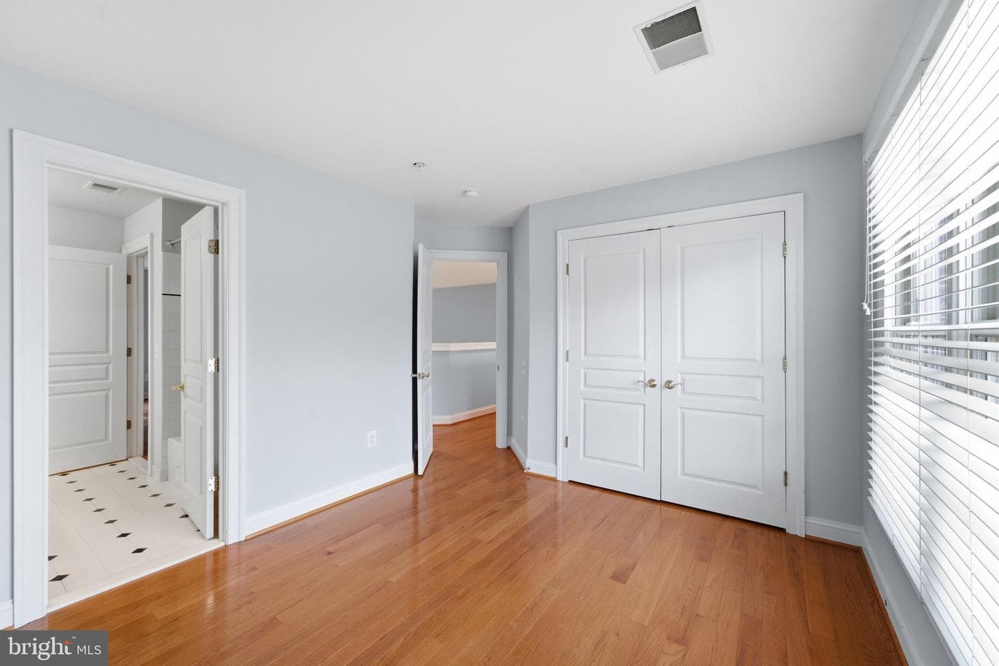 101 Jersey Lane photo 40