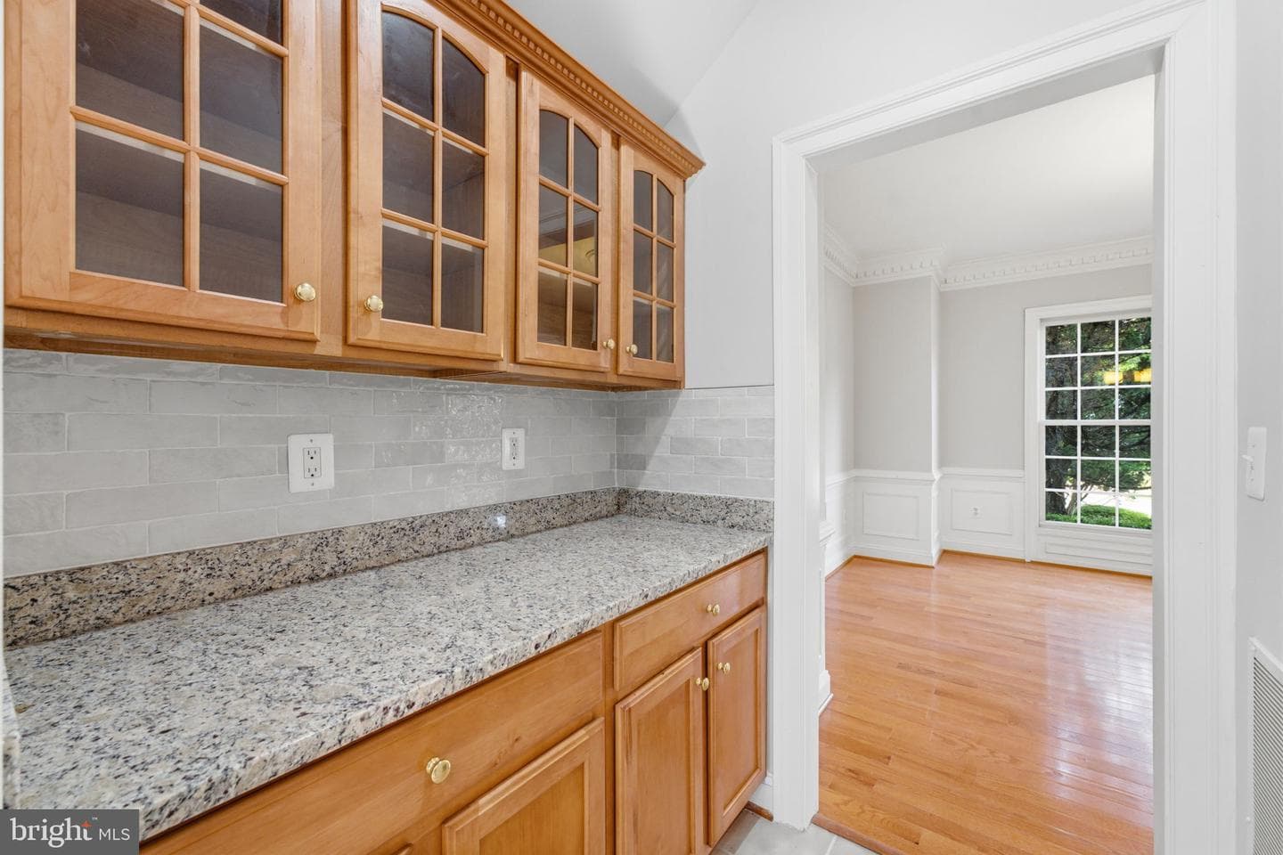 101 Jersey Lane photo 8
