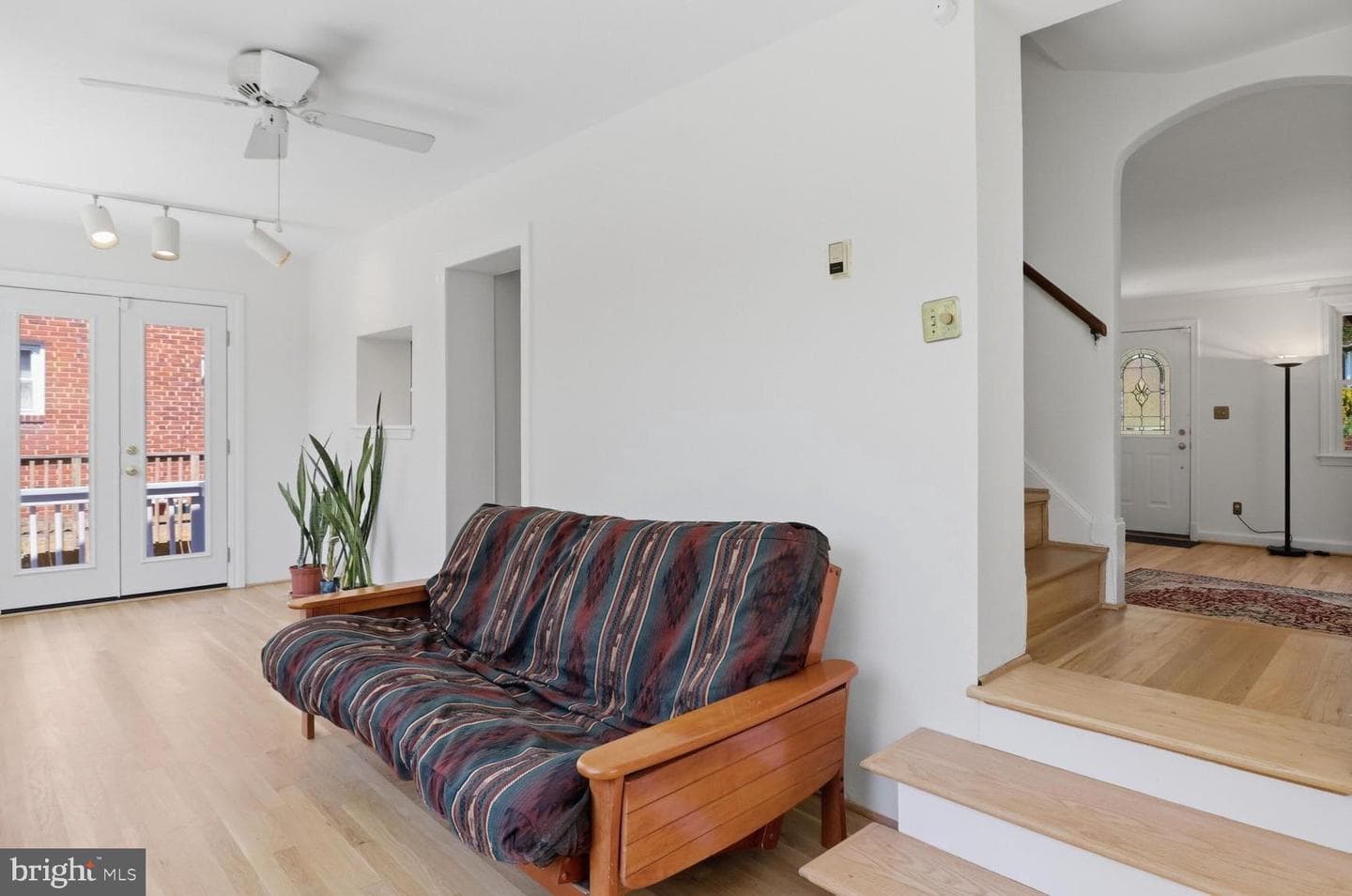 11708 Galt Avenue photo 5