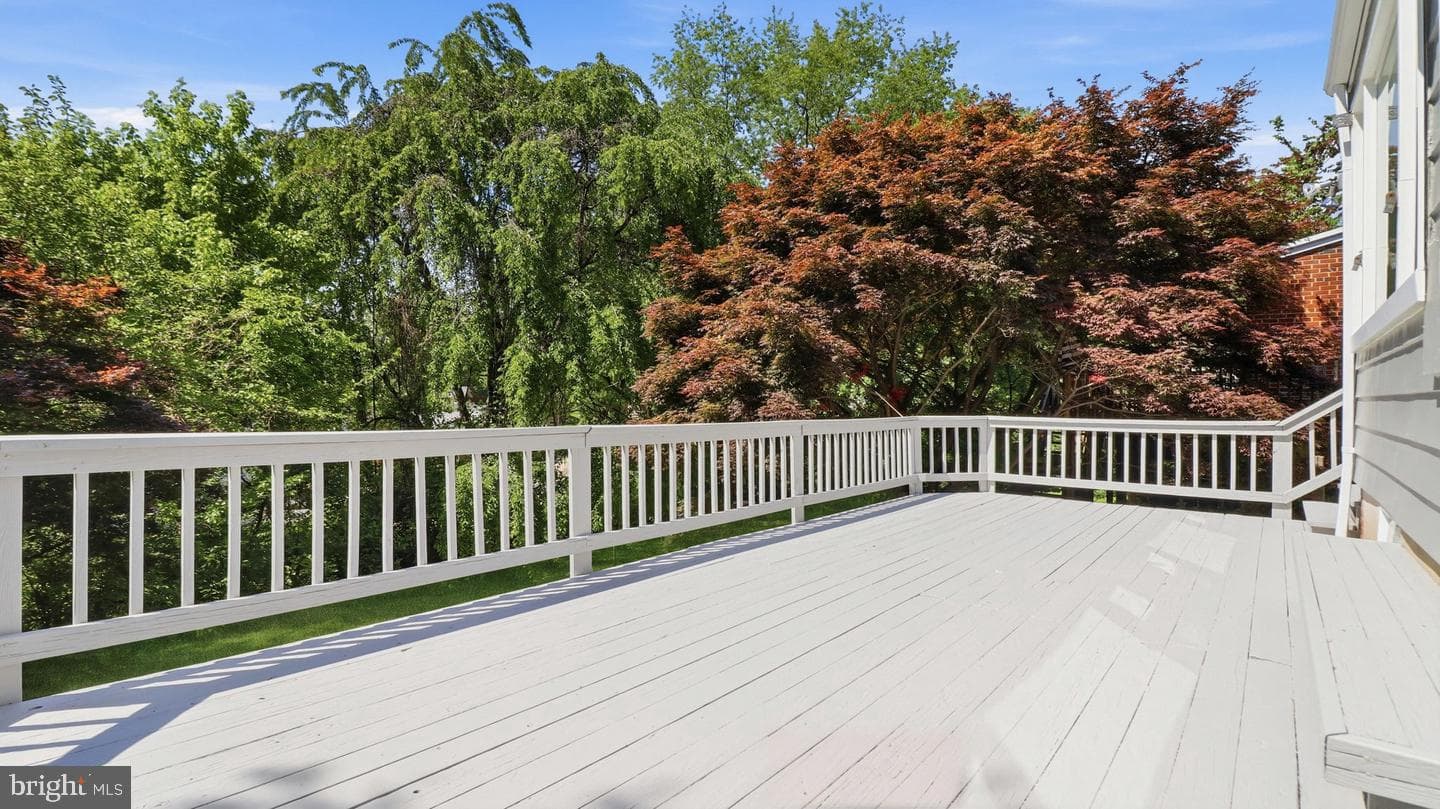 11708 Galt Avenue photo 7