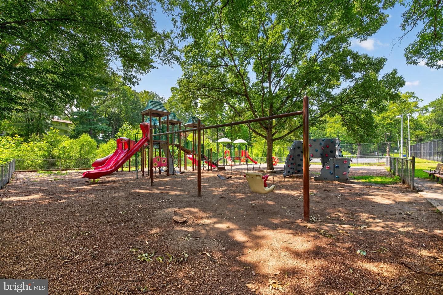854 Quince Orchard Boulevard #202 photo 18