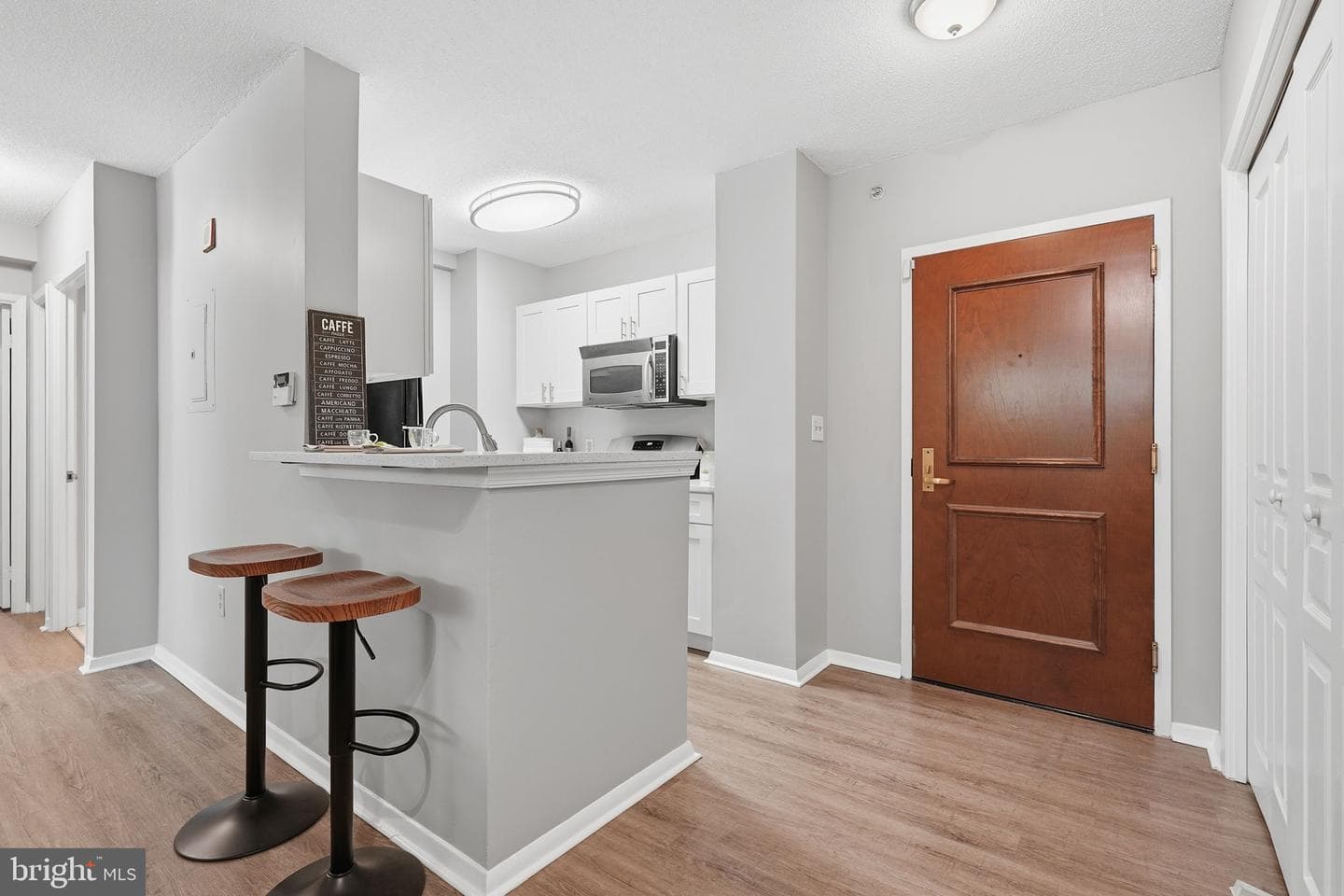 7111 Woodmont Avenue #106 photo 7