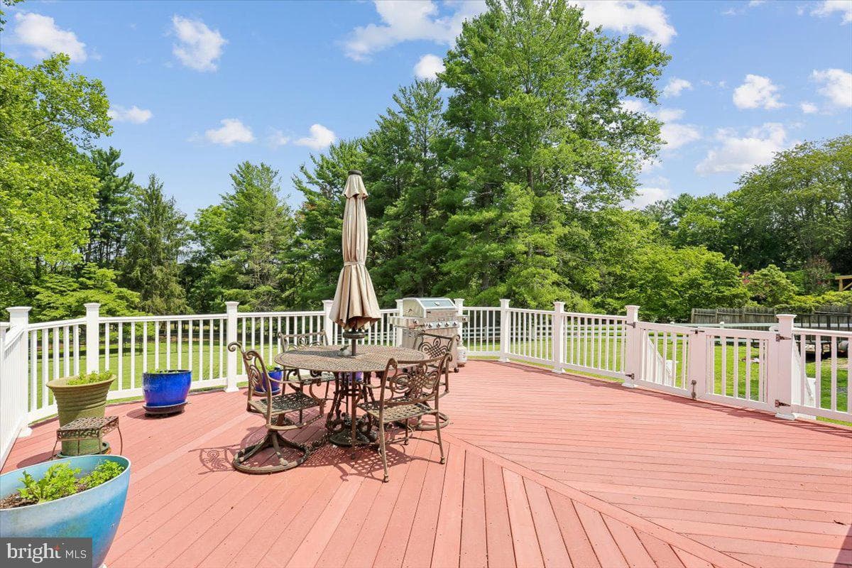 14811 Springfield Road photo 36