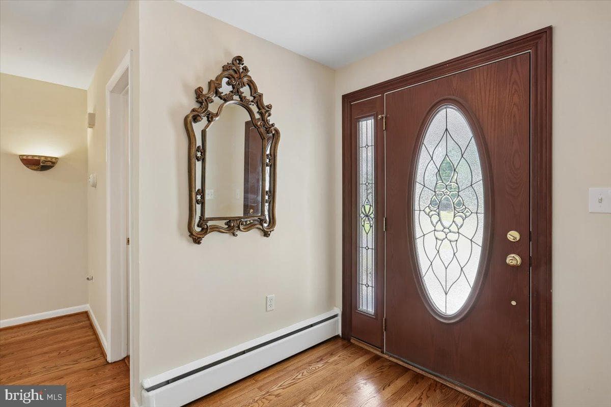 14811 Springfield Road photo 5
