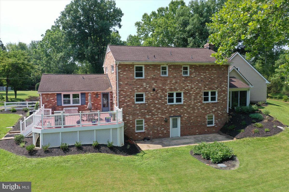 14811 Springfield Road photo 79