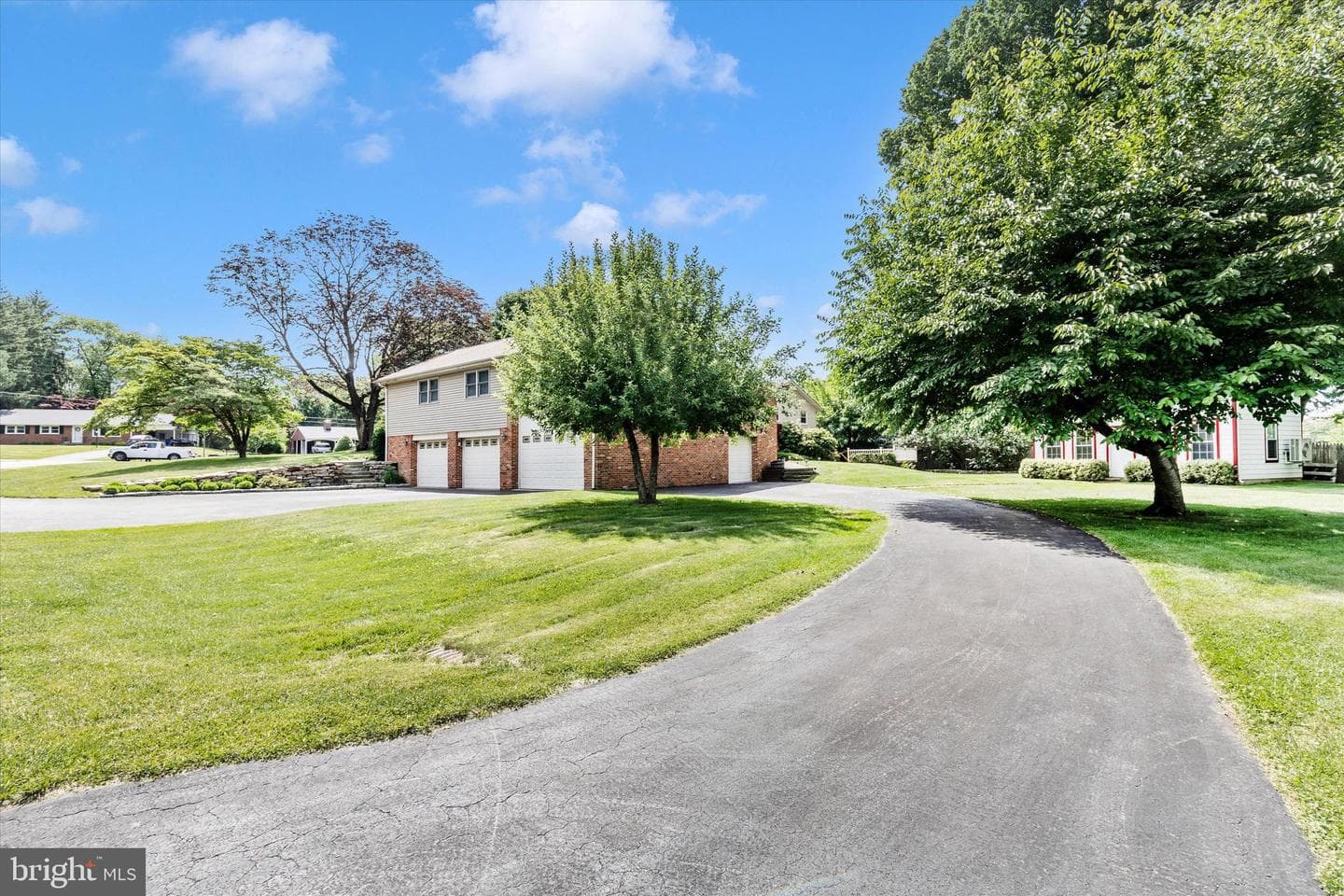 20432 Greenfield Road photo 37