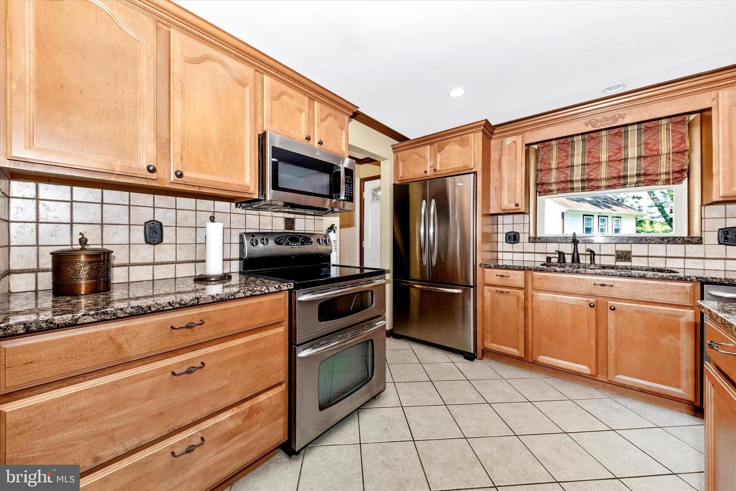 20432 Greenfield Road photo 5