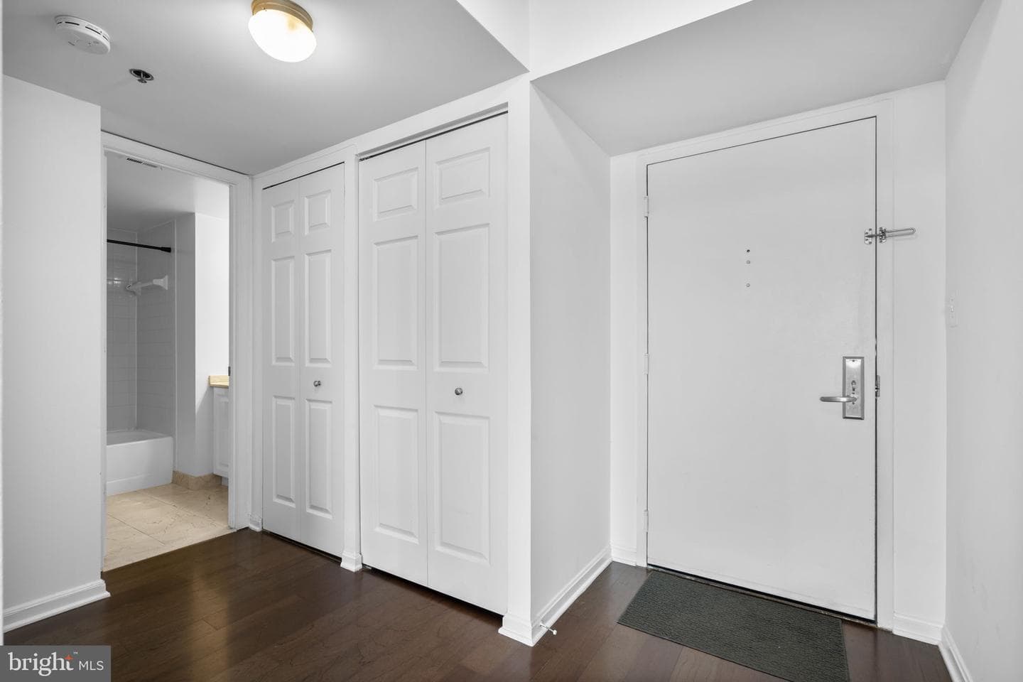 10101 Grosvenor Place #2013 photo 14
