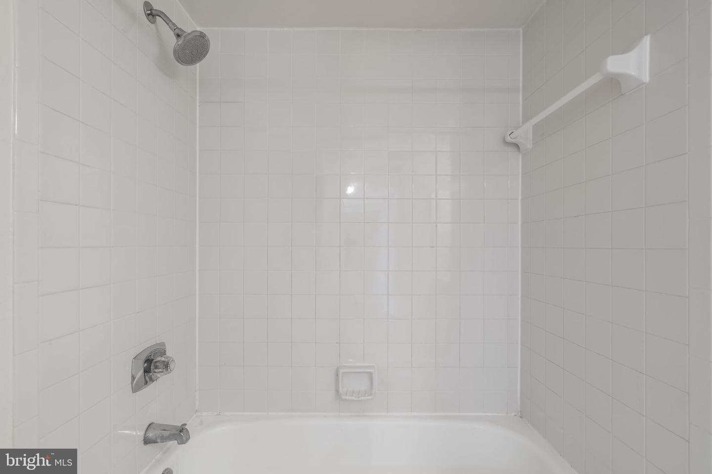 10101 Grosvenor Place #2013 photo 17