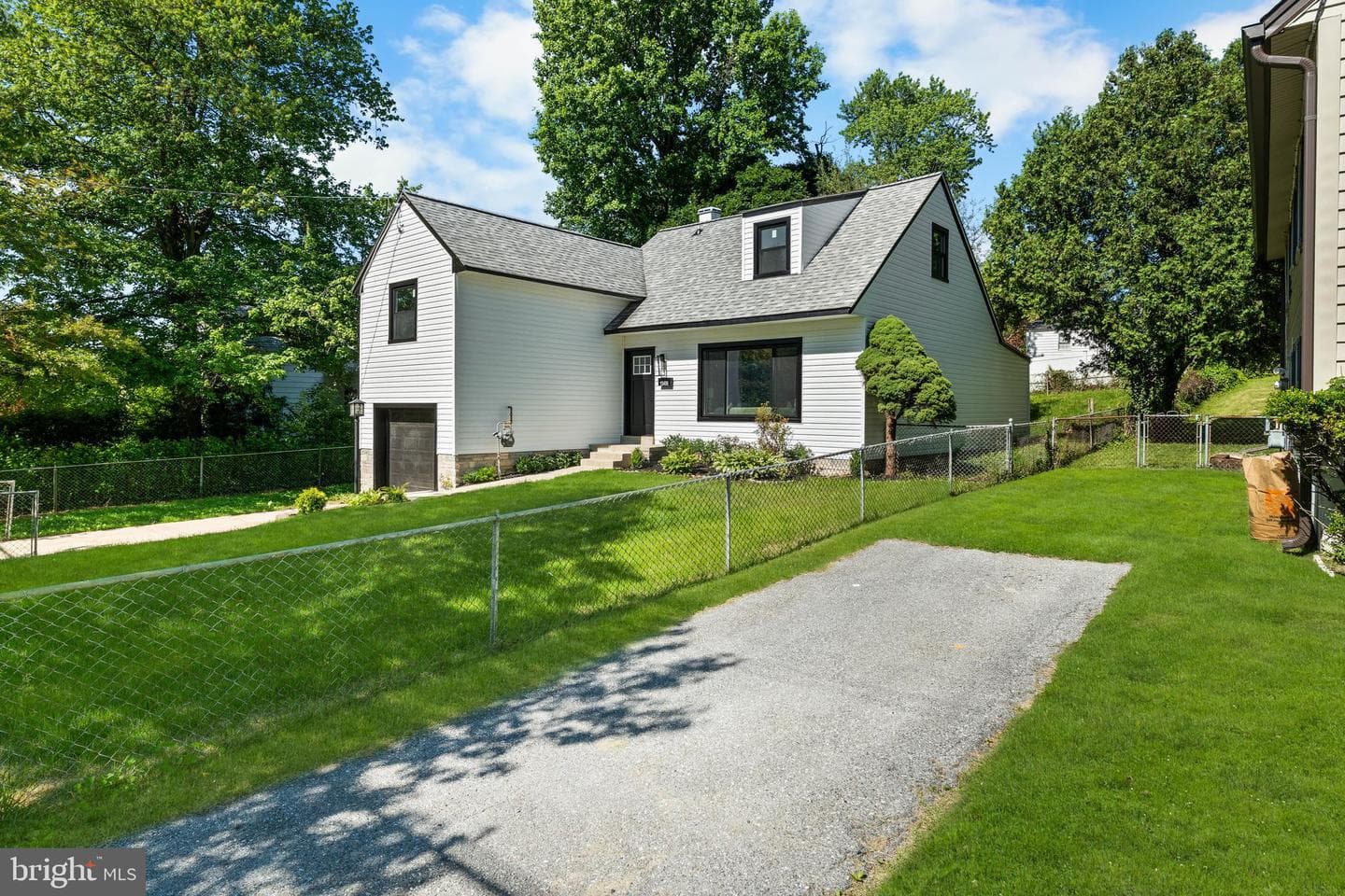 13406 Parkland Drive photo 3