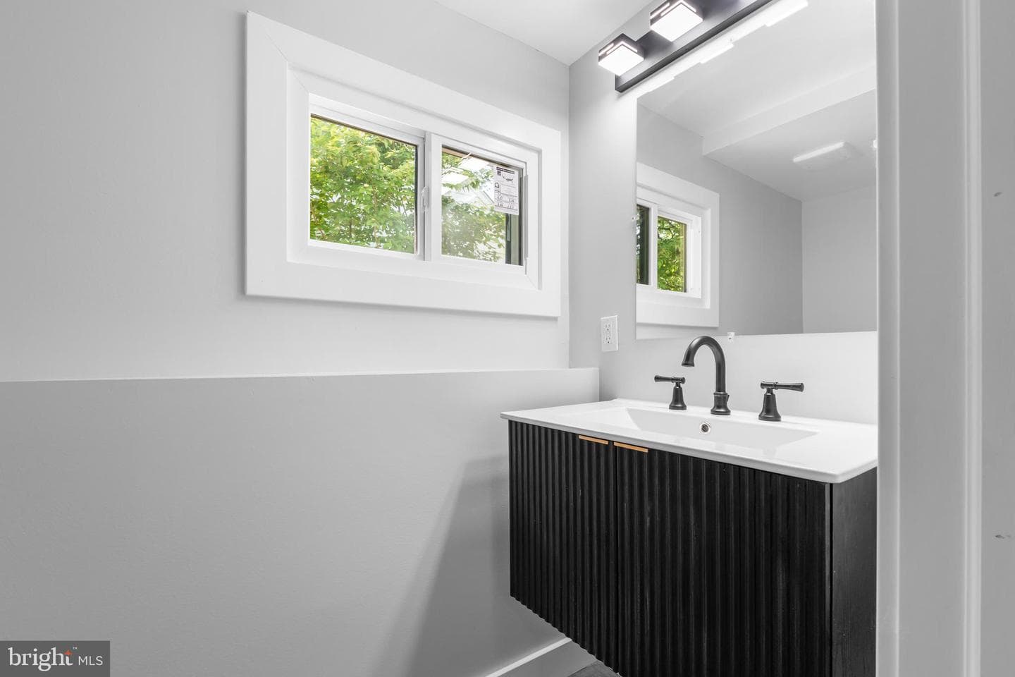 13406 Parkland Drive photo 32