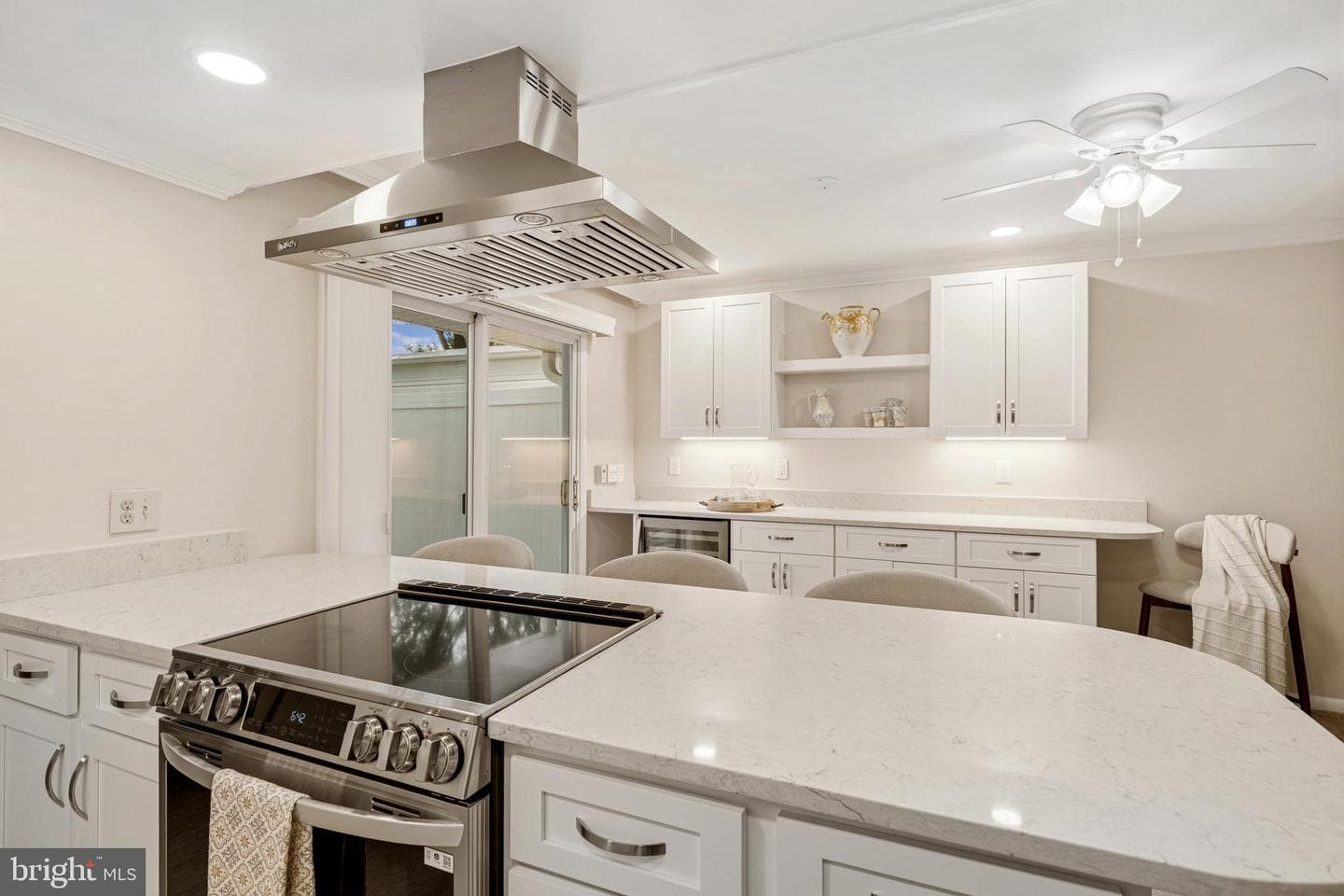 14601 Deerhurst Terrace photo 5