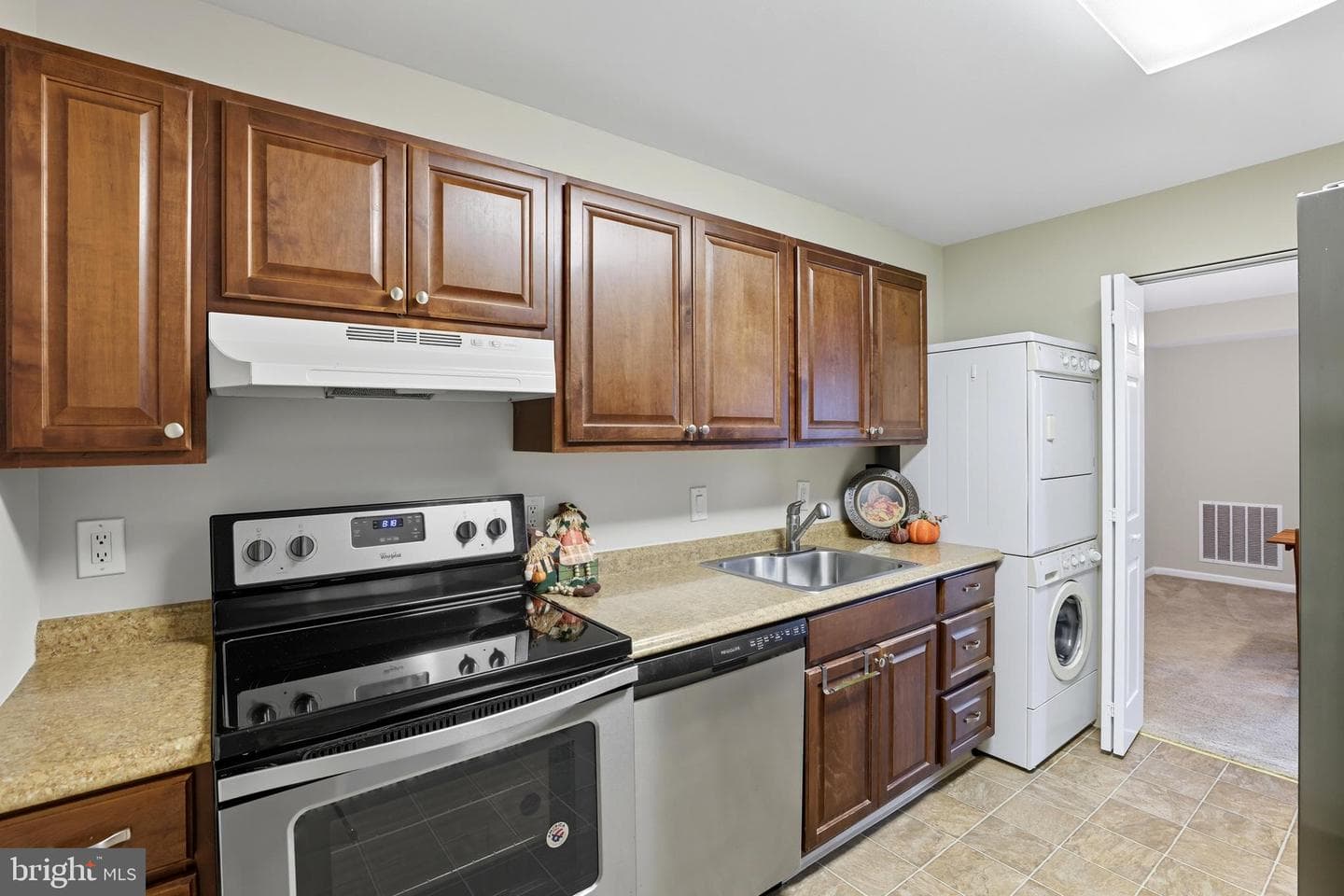 12001 Old Columbia Pike #508 photo 7