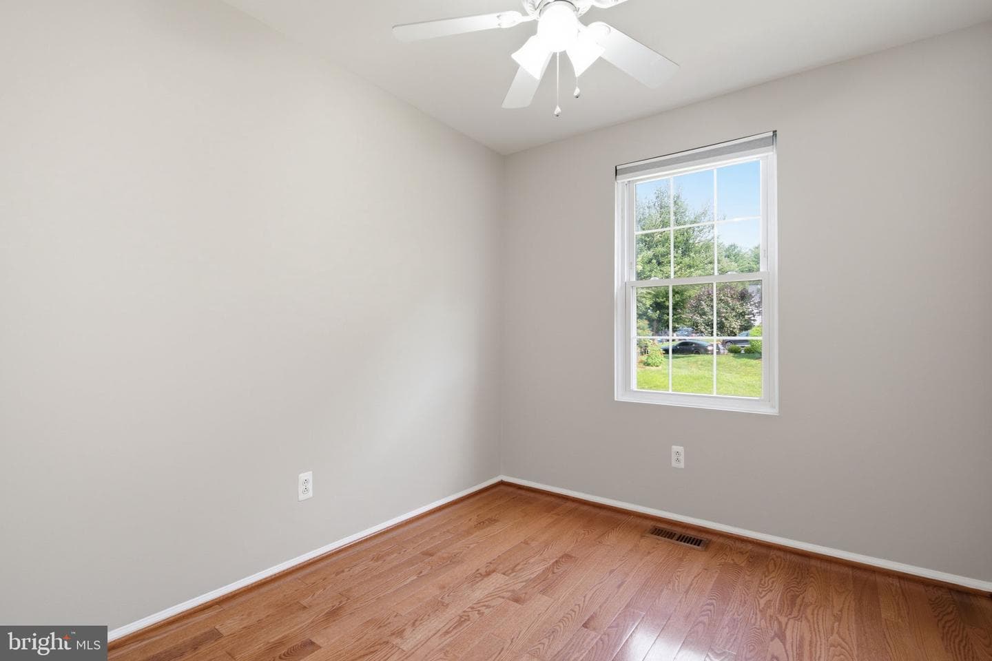 18717 Martins Landing Drive photo 19
