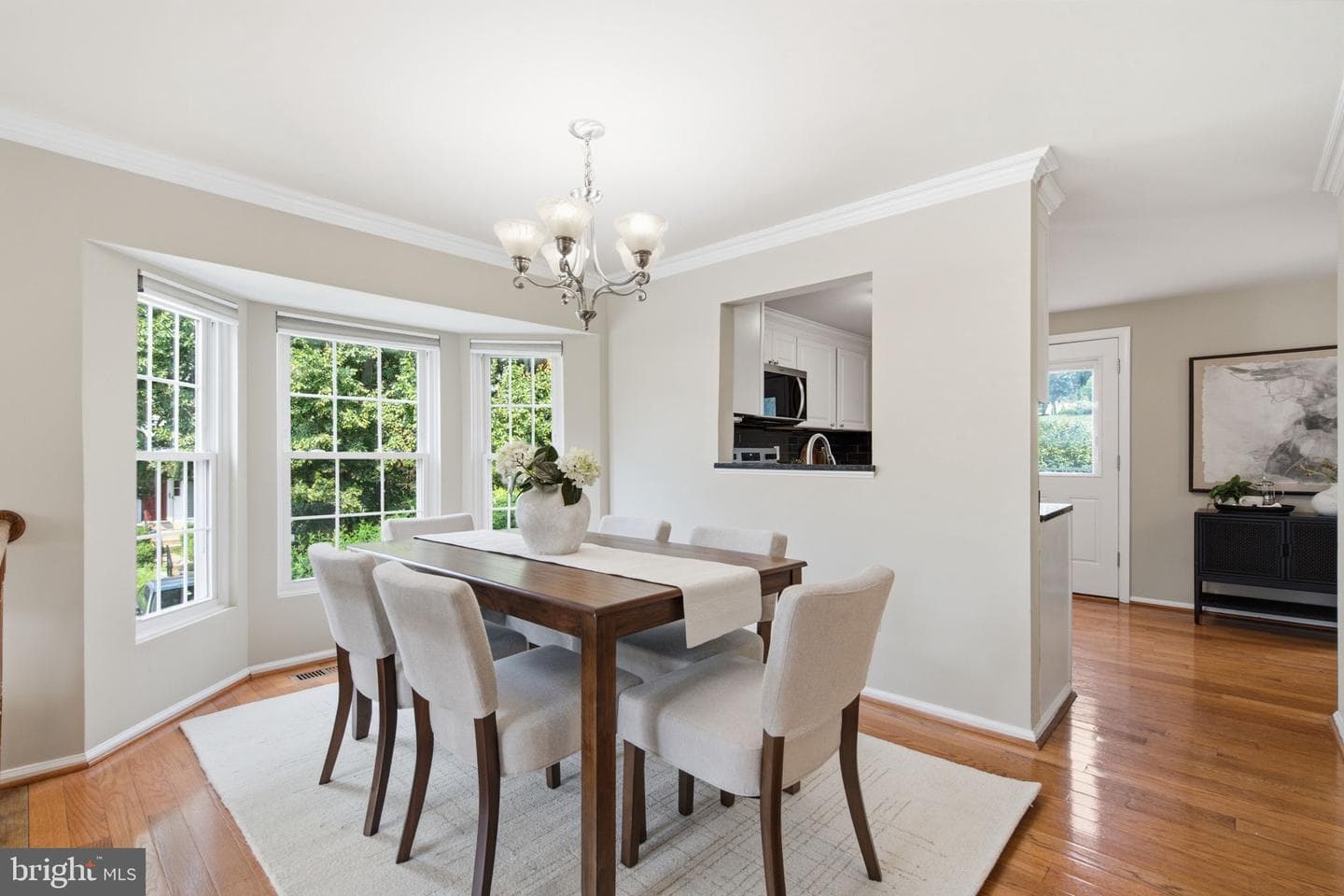 18717 Martins Landing Drive photo 5