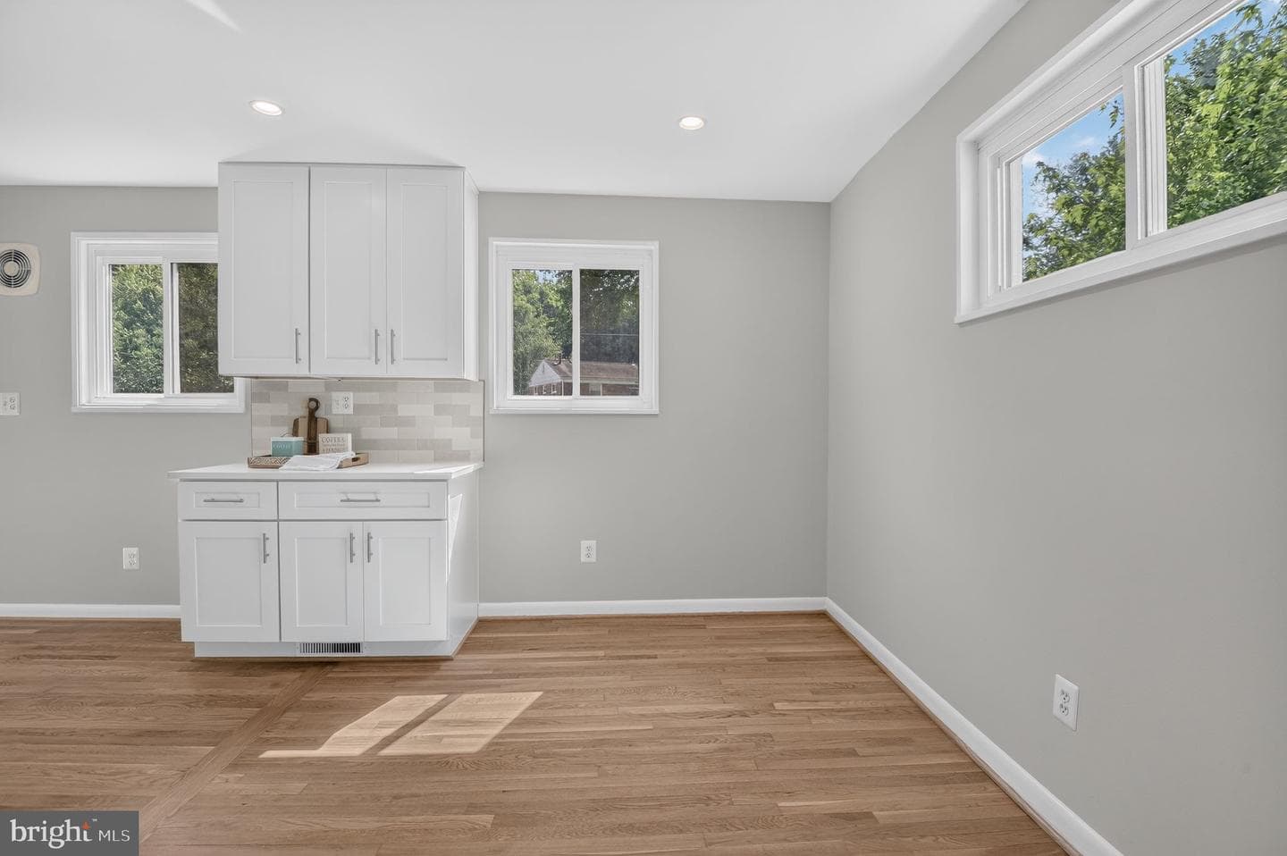 11302 Schuylkill Road photo 10