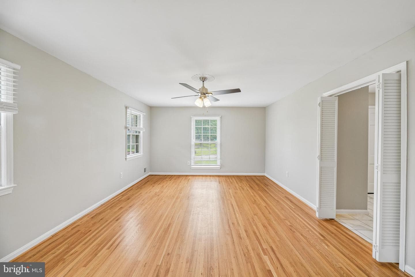 8839 Tuckerman Lane photo 13