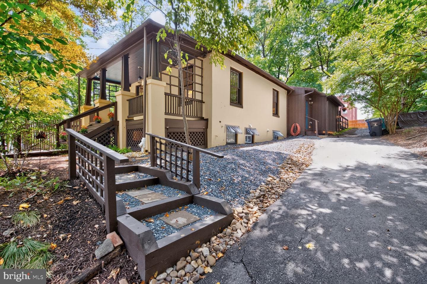 734 Silver Spring Avenue photo 3