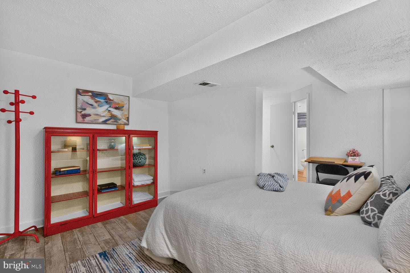 734 Silver Spring Avenue photo 38
