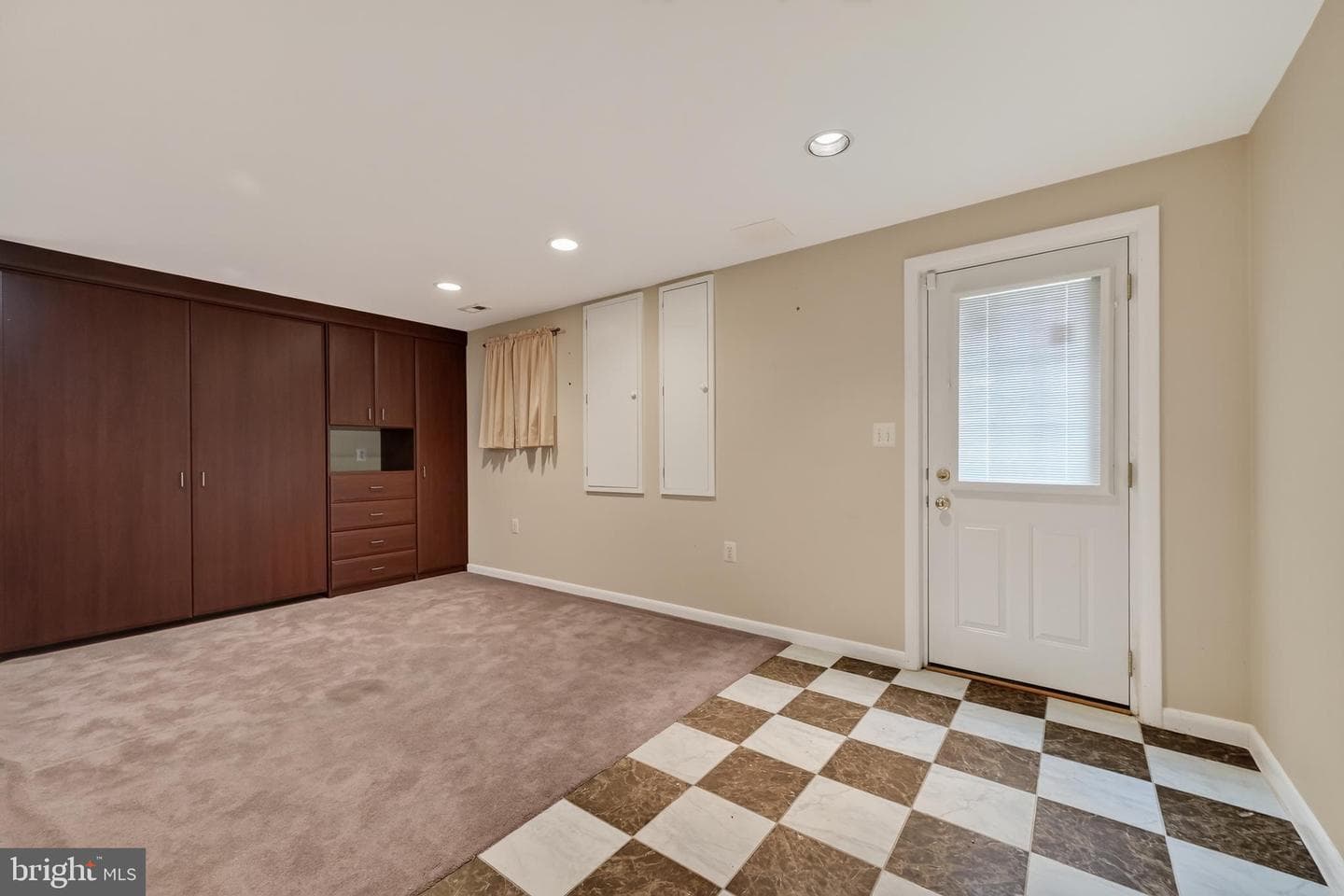 4107 Tulare Drive photo 12