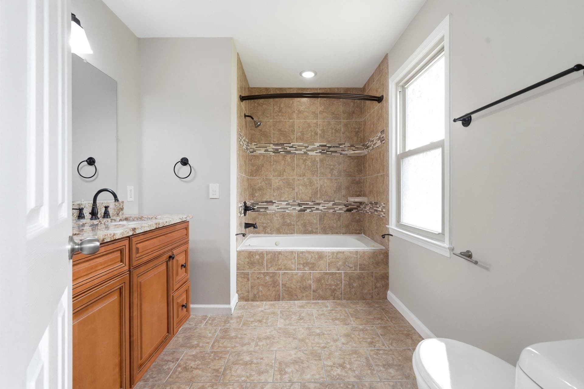 7804 Rydal Terrace photo 25
