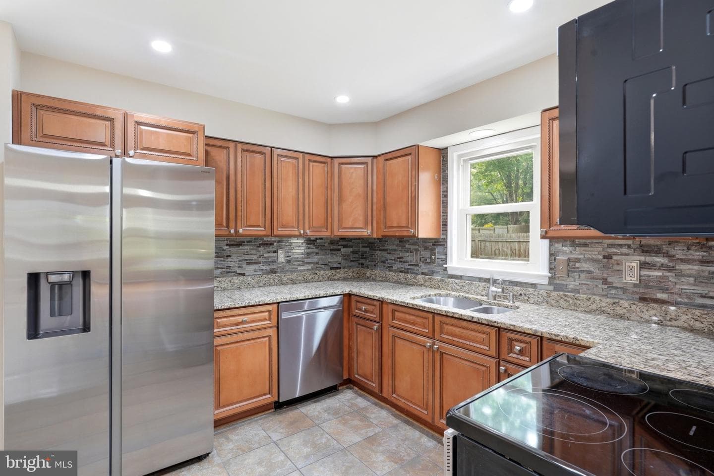 7804 Rydal Terrace photo 8