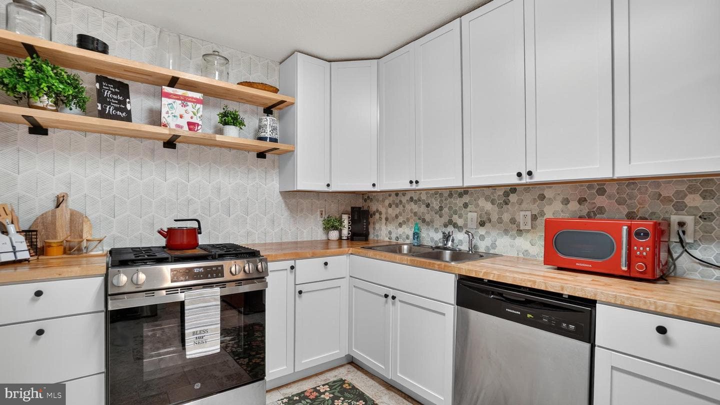 1121 University Boulevard W #613-B photo 11