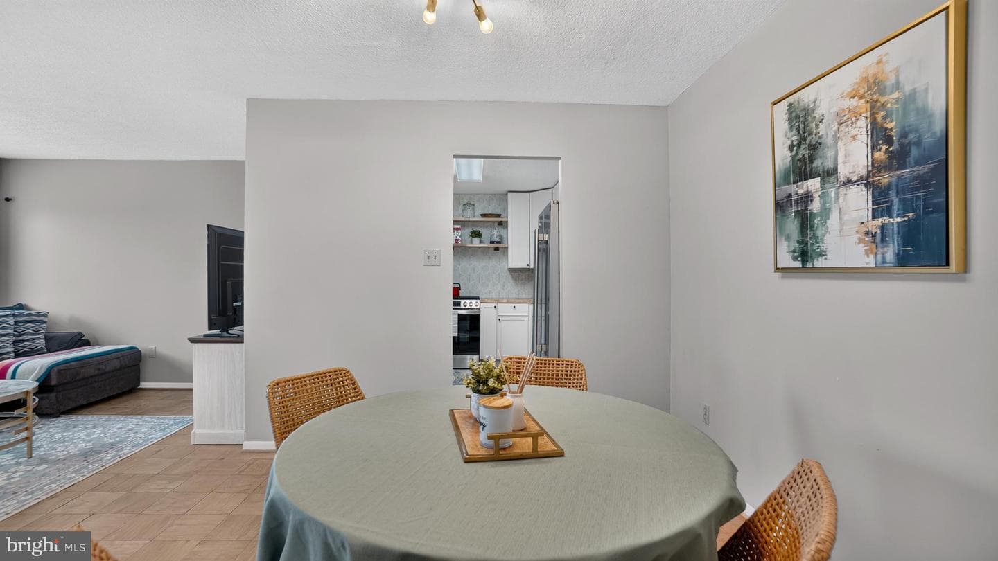 1121 University Boulevard W #613-B photo 16