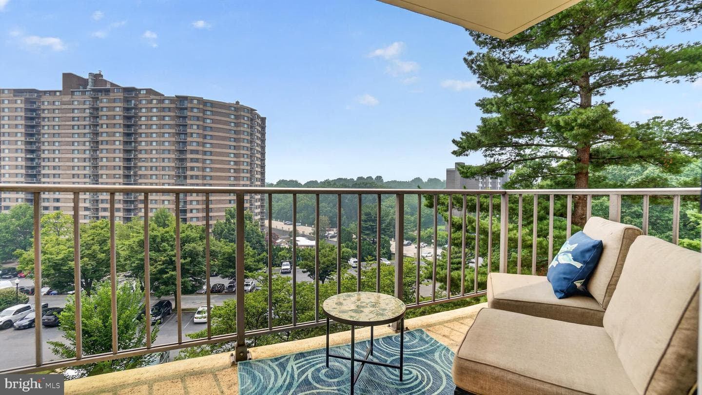 1121 University Boulevard W #613-B photo 26