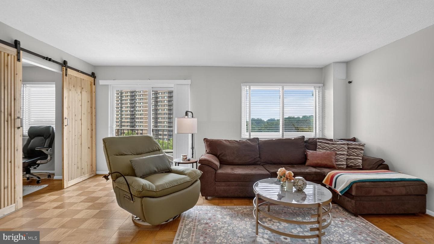 1121 University Boulevard W #613-B photo 5